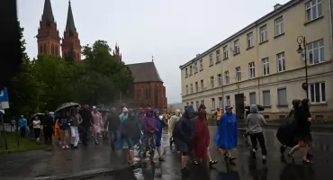 Pielgrzymka Włocławek 2025: Wyrusz na 37. Pieszą Pielgrzymkę Włocławską na Jasną Górę!
