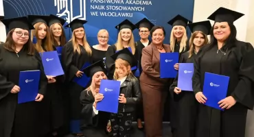 Rozdanie dyplomów w PANS we Włocławku [ZDJĘCIA]