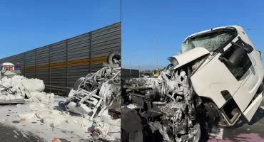 Ciężarówka staranowała pojazdy techniczne na A1. Dwie osoby przewiezione do szpitala