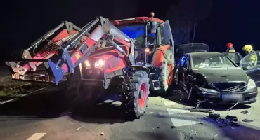 Wypadek w gminie Choceń. W aucie podróżowało niemowlę. Kobieta w szpitalu