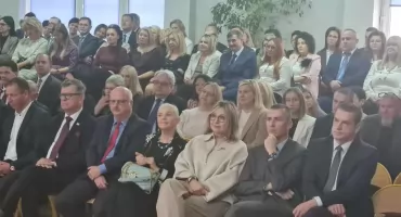 Dzień Nauczyciela we Włocławku. Tak wyglądało Święto Edukacji Narodowej [ZDJĘCIA]