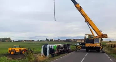 Wywrotka ciężarówki  w regionie