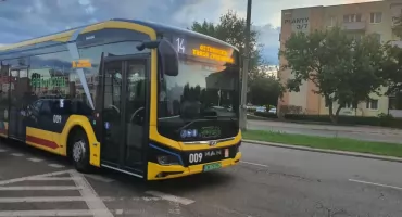 Popularny przystanek we Włocławku wyłączony z ruchu. Sprawdź, co się dzieje!