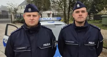 Heroiczna akcja policjantów w Chodczu! Kobieta po ukąszeniu przez szerszenia walczyła o życie