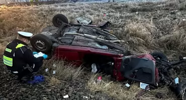 Tragiczny wypadek na przejeździe kolejowym w regionie: nie żyje 24-letni kierowca