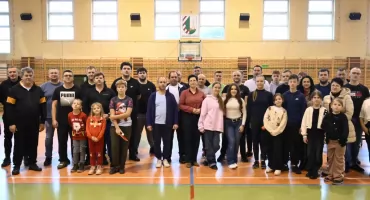 II Mikołajkowy Turniej Tenisa Stołowego w Baruchowie. Sportowe emocje i świąteczna atmosfera [ZDJĘCIA]