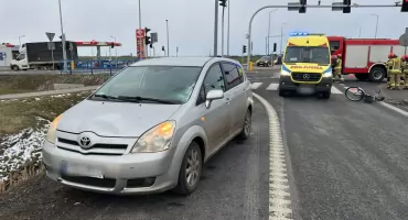 Kobieta potrącona na DK91 w gminie Kowal. Droga w kierunku Łodzi zablokowana