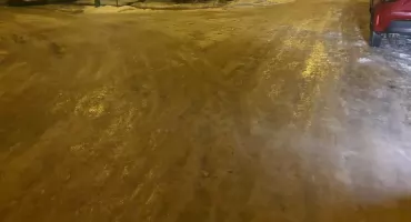 Śliskie chodniki we Włocławku pod kontrolą? Ile mandatów wystawiła Straż Miejska?