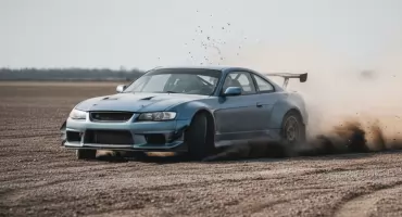 Drift na polu pod Włocławkiem? Będzie surowo karany poza torami