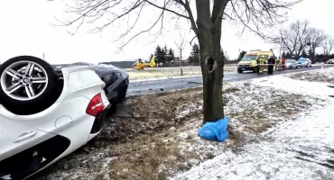 Tragiczny wypadek na DW 269 w Choceniu. 27-latka zginęła na miejscu