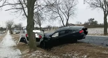 Tragiczny wypadek na DW 269 w Choceniu. 26-latka zginęła na miejscu