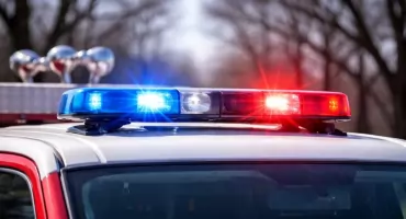 Zderzenie osobówek na obwodnicy Lubrańca. Auta wypadły z drogi