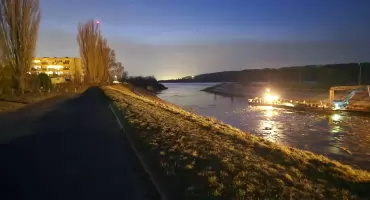 Ciało na tamie we Włocławku. Na miejscu służby