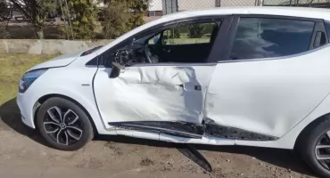 Zderzenie osobówki z ciężarówką w regionie