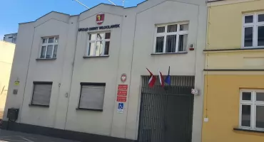 Gmina Włocławek sprzedaje szkolny autobus. Wiemy ile trzeba zapłacić