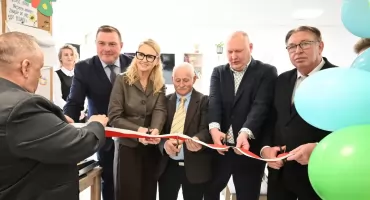 W Choceniu powstało miejsce pełne serca. Oficjalnie otwarto Dzienny Dom Senior+