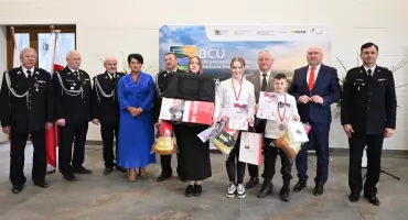 Młodzi, ambitni i gotowi pomagać. Tak rośnie nowe pokolenie strażaków. Wyjątkowy dzień w Starym Brześciu