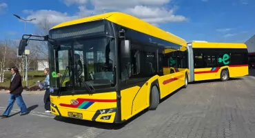 MPK Włocławek świętuje jubileusz i odbiera przegubowce po 25 latach przerwy