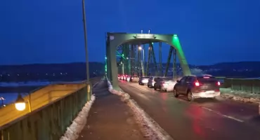 Uwaga na korki na moście we Włocławku. Kierowców czekają kolejne utrudnienia