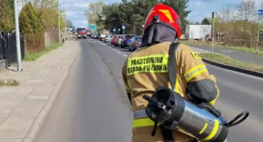 Rozlany olej na ulicy  Płockiej we Włocławku, utrudnienia na 2-kilometrowym odcinku