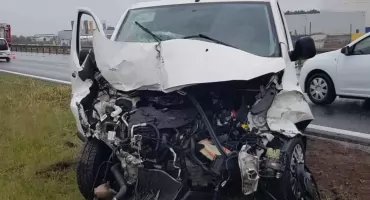 Dwa wypadki na A1 pod Włocławkiem. Bus zderzył się z ciężarówką a BMW z Fordem