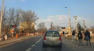 Szlabany na Wienieckiej w końcu przejdą do historii? Jest kluczowa decyzja!