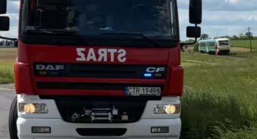 Wjechał motorowerem na tory tuż przed pociągiem. 30-latek zginął na miejscu