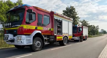 Kierowca BMW wyprzedzał i uderzył w auto w Gminie Choceń