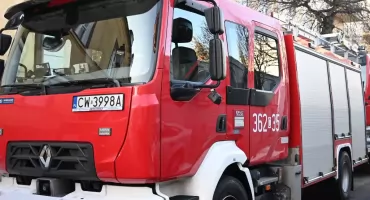 5-latka wypadła z okna na 11 piętrze we Włocławku. Prokuratura chce aresztu. Sąd miał inne zdanie