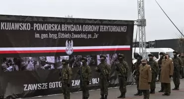 Huki i dym mogą zaskoczyć mieszkańców. Żołnierze pojawią się w regionie