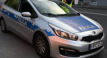 Zderzenie dwóch aut we Włocławku. Jedna osoba trafiła do szpitala