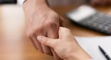 Caritas we Włocławku szuka pracownika. Płaca 5400 zł i wykształcenie wyższe