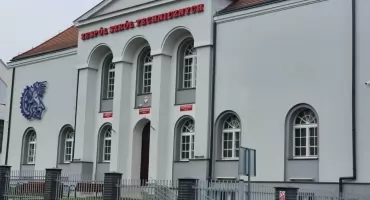 Praca we Włocławku. Dwa nabory kończą się 28 sierpnia. Można zarobić do 6700 złotych