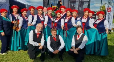 Dożynki w Boniewie. Święto plonów z tradycją, koncertami i gwiazdą wieczoru. Zdjęcia