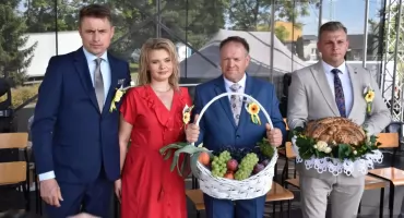 Rolnicy byli najważniejsi, ale dobrej zabawy też nie zabrakło. Tak świętowały Fabianki. Zdjęcia