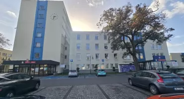 Praca we Włocławku. Urząd szuka pracownika. Pensja do 5350 zł brutto, jest konkretny termin