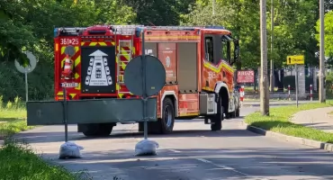 Pożar ciężarówki na A1 pod Włocławkiem. Ruch w stronę Gdańska odbywa się jednym pasem