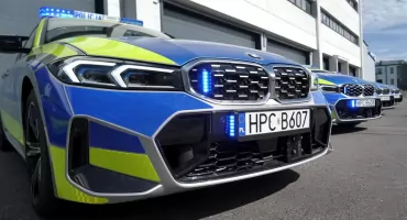 Takie BMW trafiło do policji we Włocławku. Blisko 400 KM i 4,3 sekundy do setki