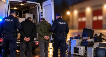 Podjechali pod remizę i okradli strażaków. Dzielnicowi ruszyli ich tropem